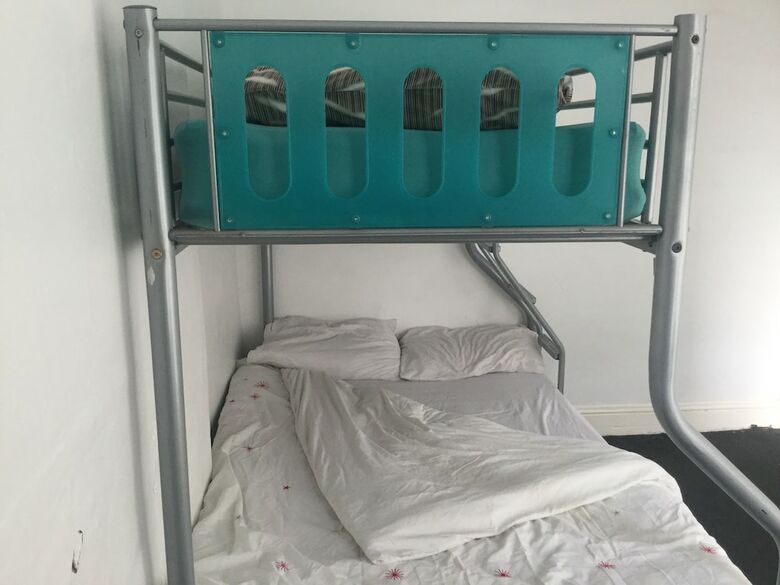 Hostal Adam And Eve Hotel