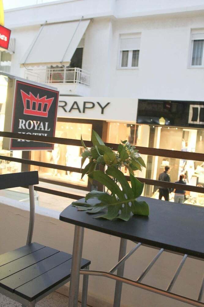 Royal Apart Hotel