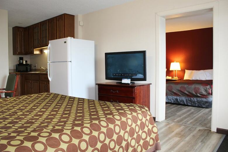 Hotel Ramada By Wyndham Harrisonburg