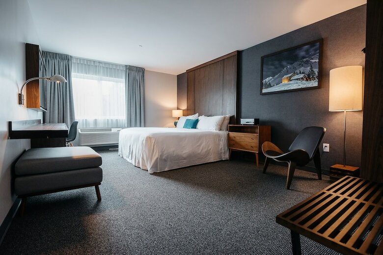 Park City Peaks Hotel