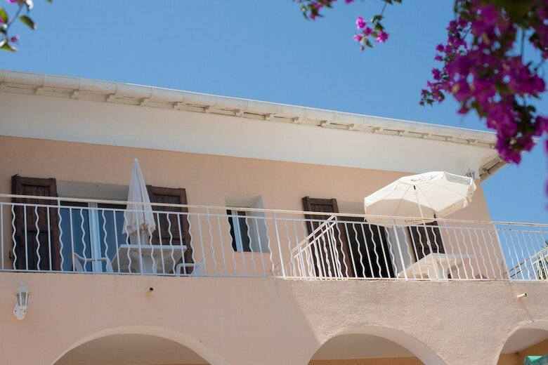 Hotel H�tel Reine D'azur