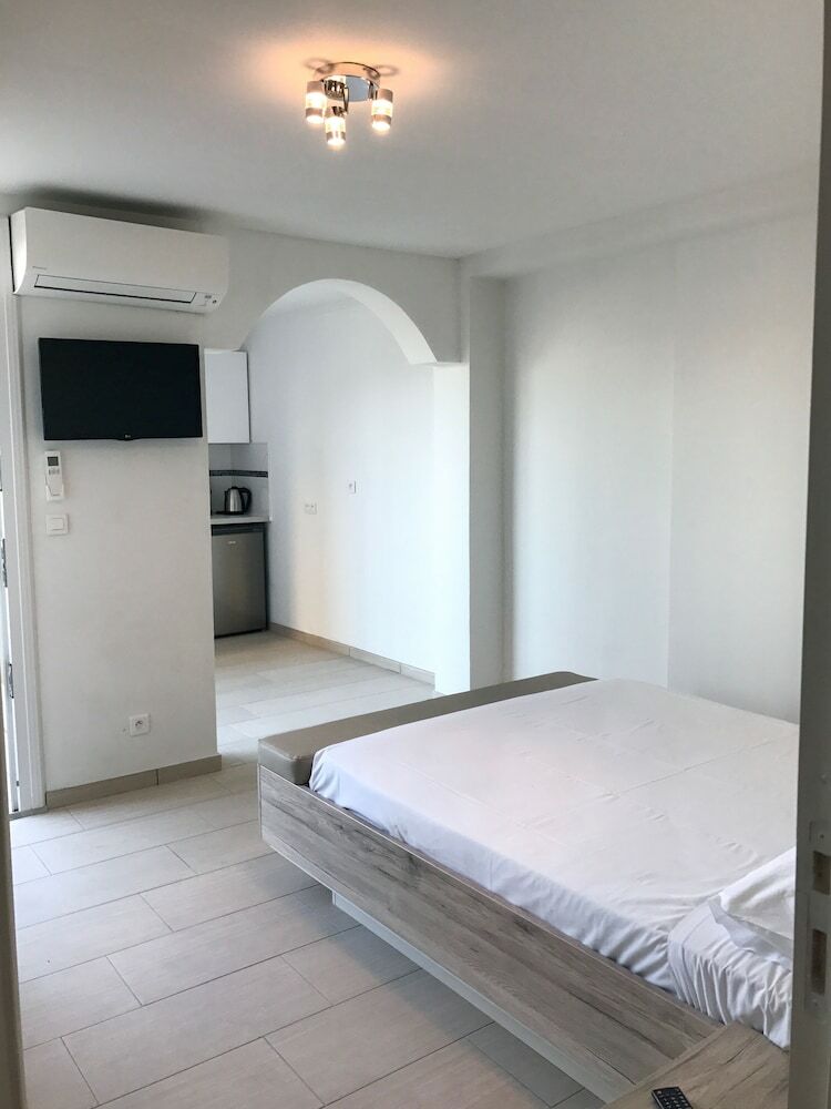 Hotel H�tel Reine D'azur
