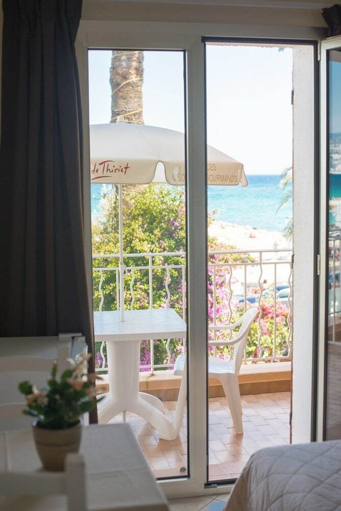 Hotel H�tel Reine D'azur