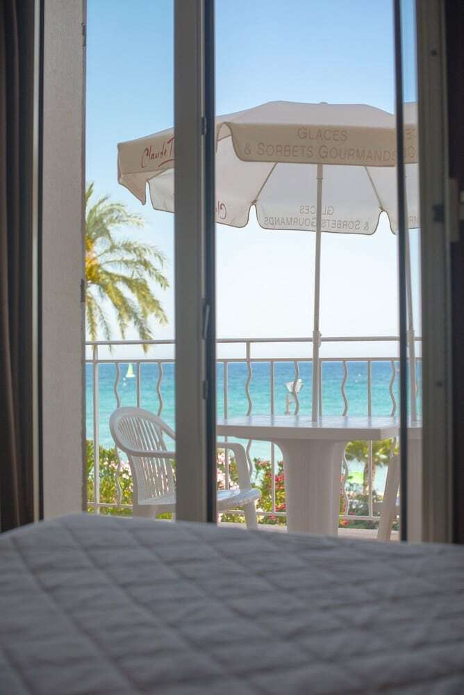 Hotel H�tel Reine D'azur