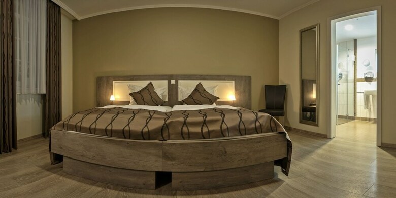 Burghotel Hasel�nne