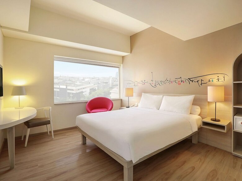 Ibis Styles Jakarta Gajah Mada Hotel