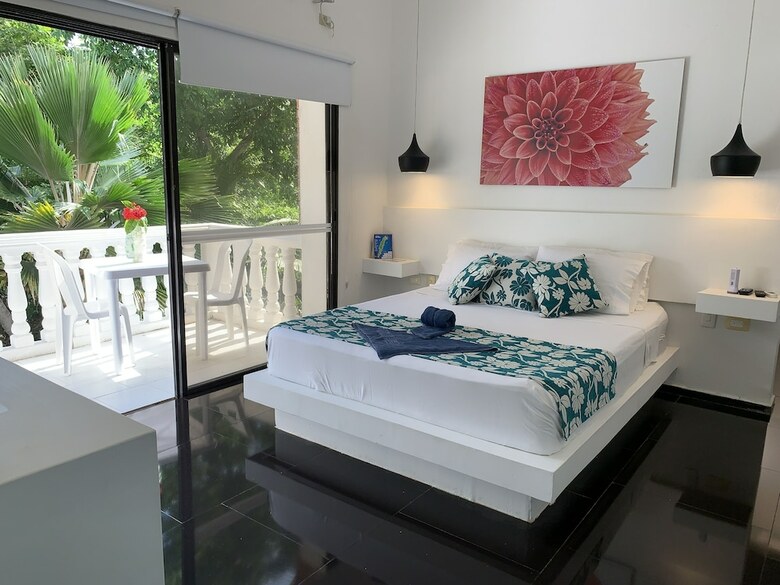 Hostal Hotel Casa de Las Flores