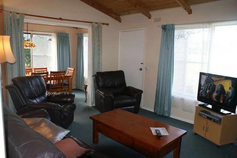 Aaa Granary Accommodation