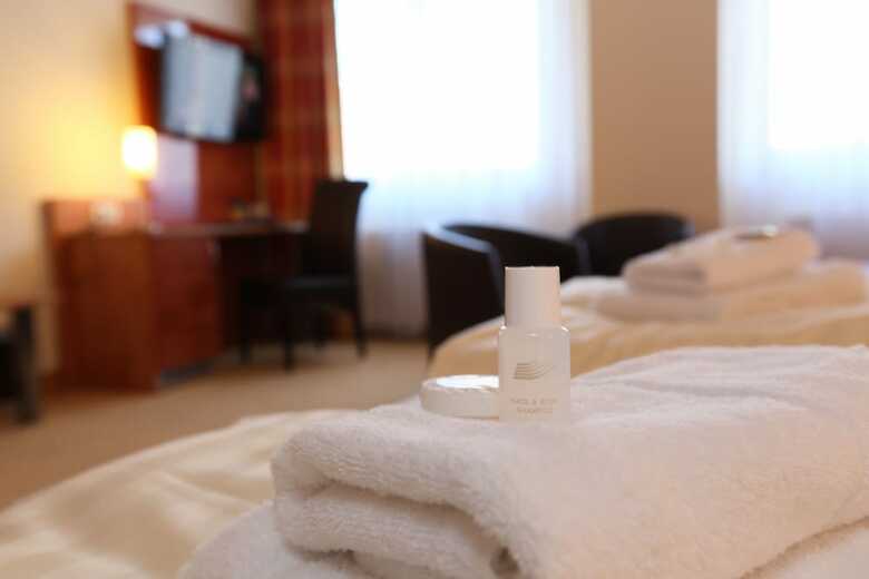 Caf� & Hotel Am Holzhafen