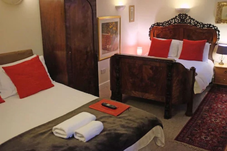 Bed & Breakfast The Old Court Hotel