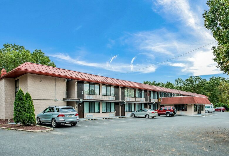 Hotel Rodeway Inn