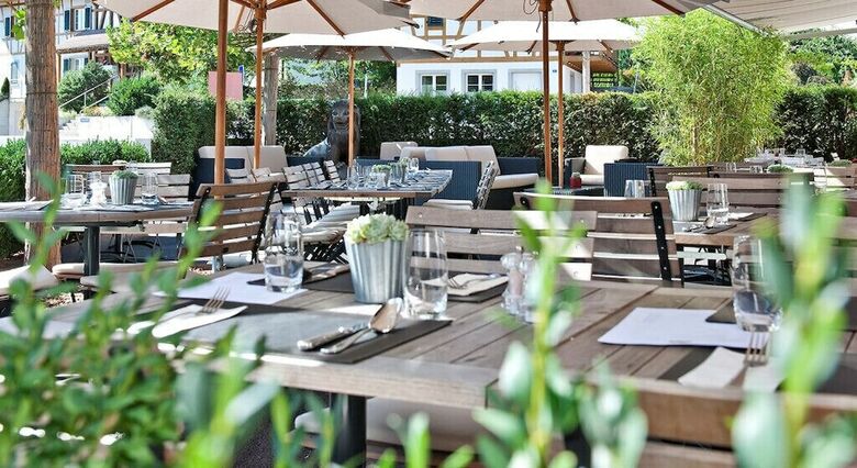 Hotel Restaurant L�wen Dielsdorf