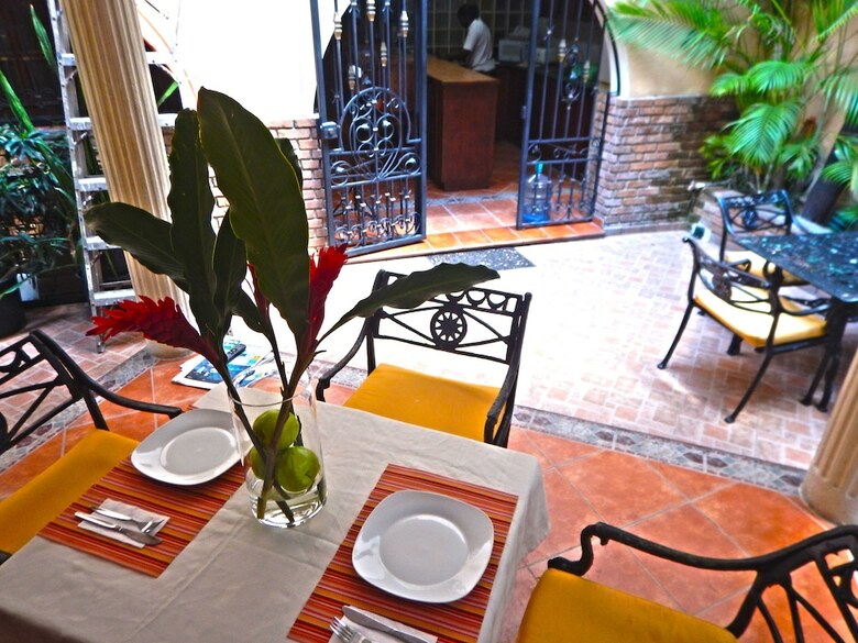 Hotel Suite Colonial