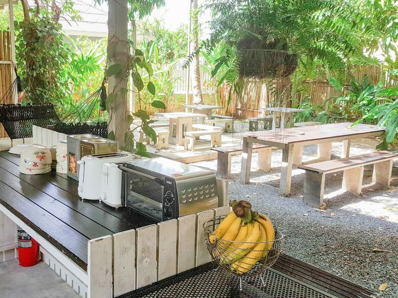Hostal Glur Hostel