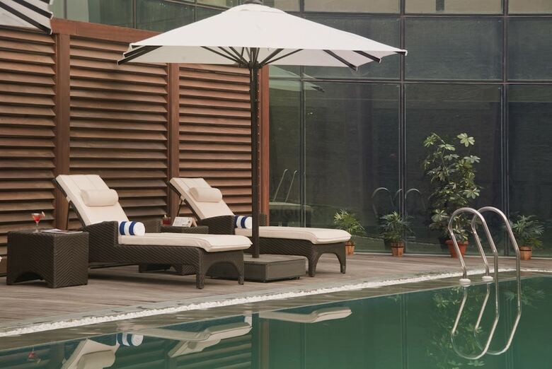 Hotel Savoy Suites, Greater Noida