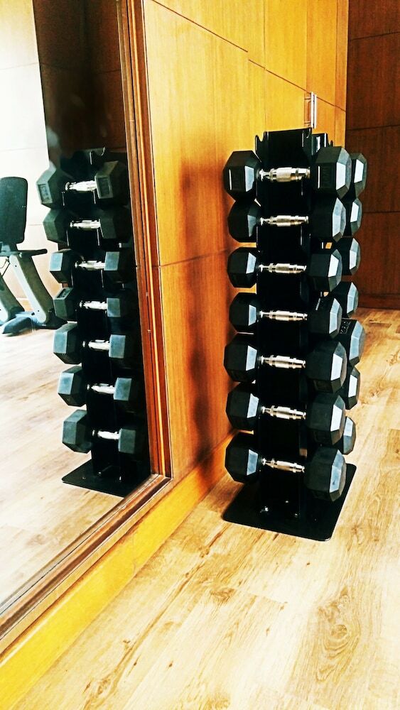 Hotel Savoy Suites, Greater Noida