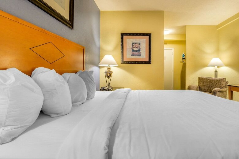 Clarion Hotel Lebanon-hershey East