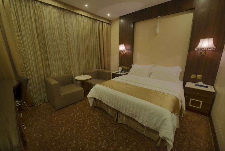 Madareem Crown Hotel