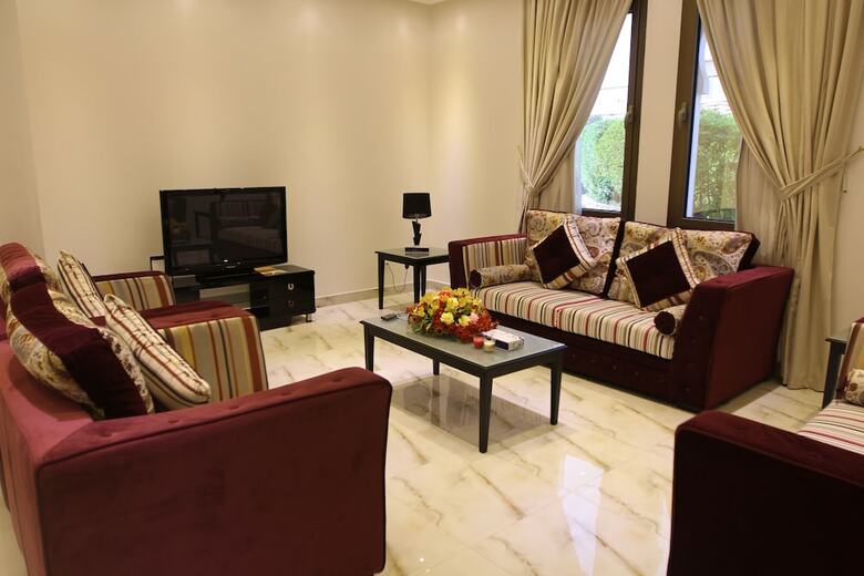 Madareem Crown Hotel