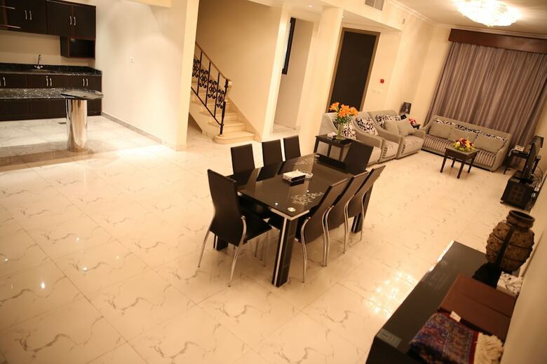 Madareem Crown Hotel