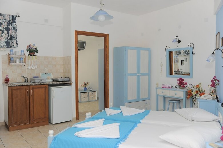 Aparthotel Dora's Studios And Apartments