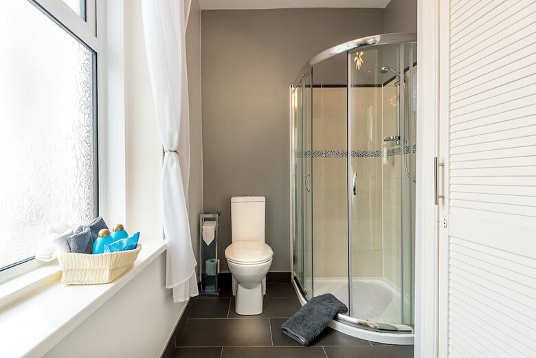 Hotel The Glen Guest House