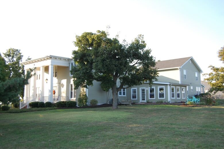 Bed & Breakfast The Farm Inn