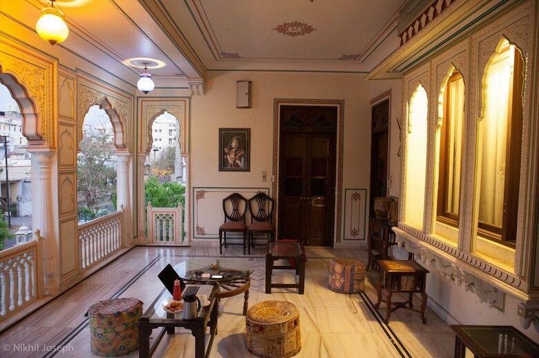 Hotel Krishna Palace
