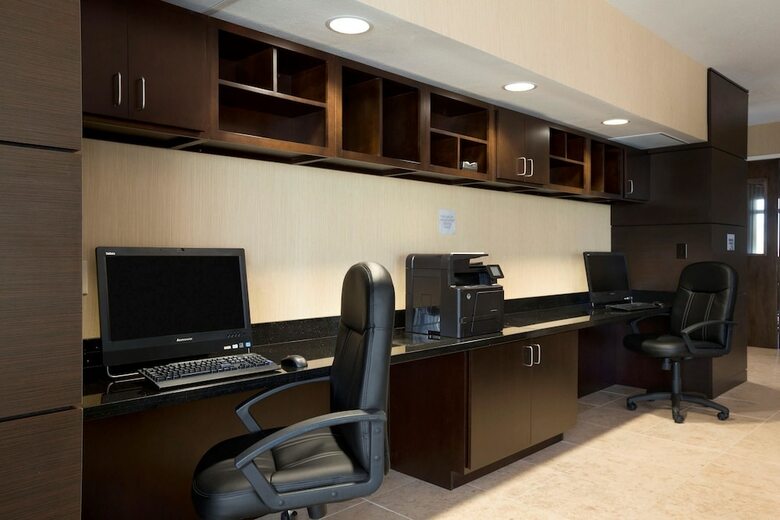 Hotel Wingate By Wyndham Seminole
