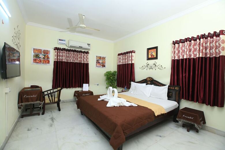 Hotel Executel Greenlands