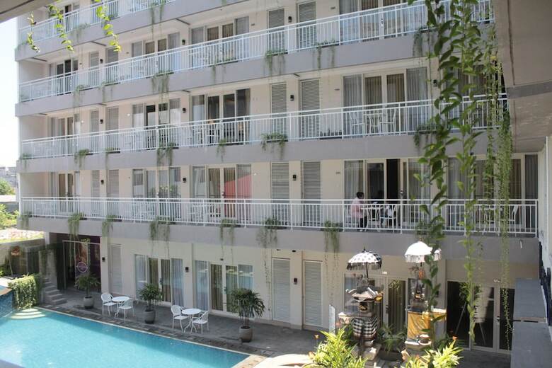 Losari Sunset Hotel