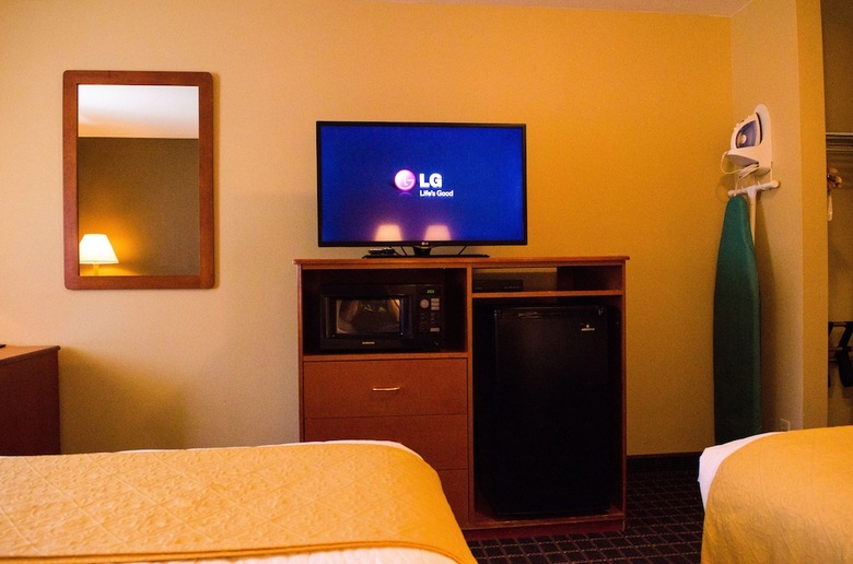 Hotel Fairbridge Inn & Suites