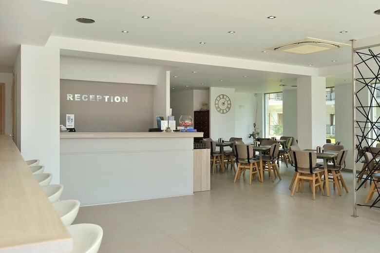 Aparthotel Aristotelis Hotel