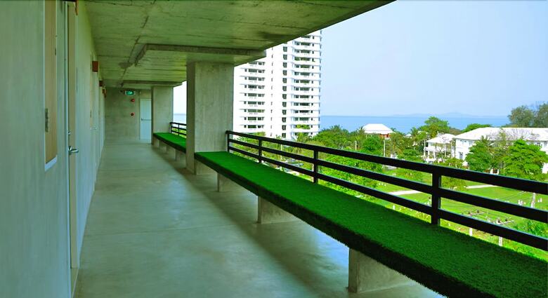 B2 Sea View Pattaya Boutique & Budget Hotel