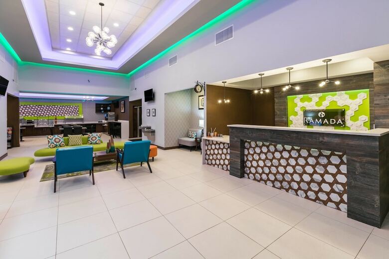 Hotel Ramada By Wyndham El Paso