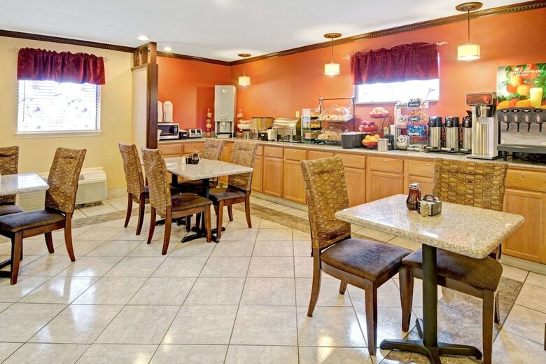 Hotel Ramada By Wyndham El Paso