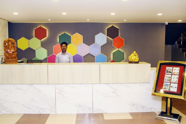Hotel Vinayaga By Poppys  Kumbakonam