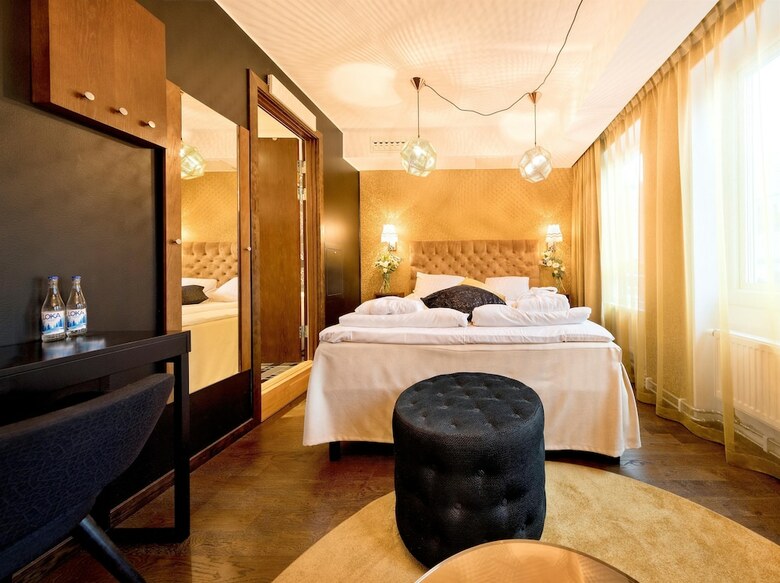 Best Western The Public Hotel