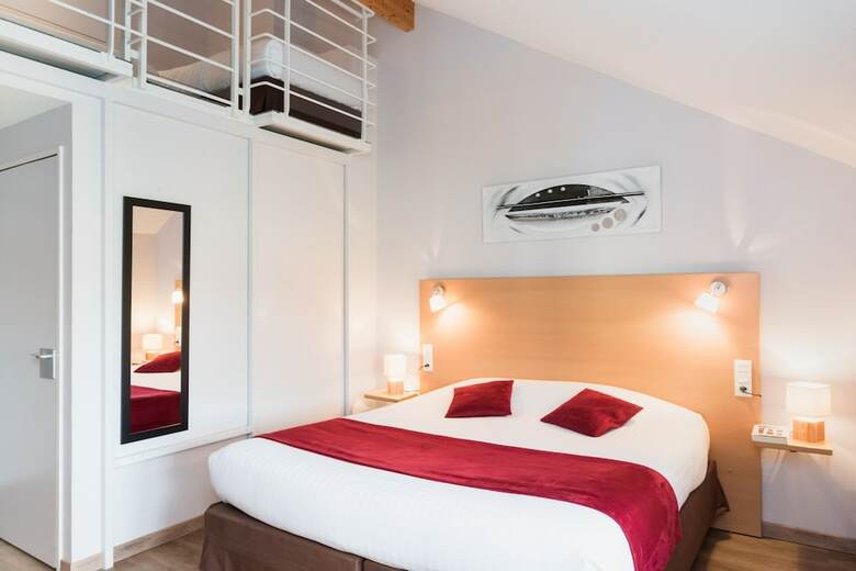 Hotel Carr� Py' H�tel