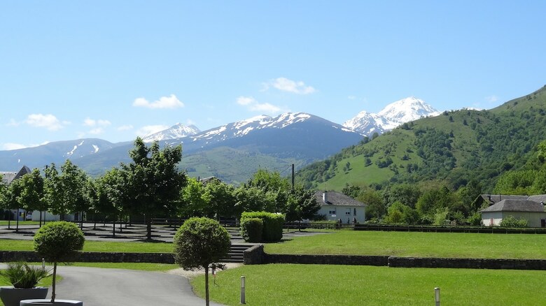 Hotel Carr� Py' H�tel