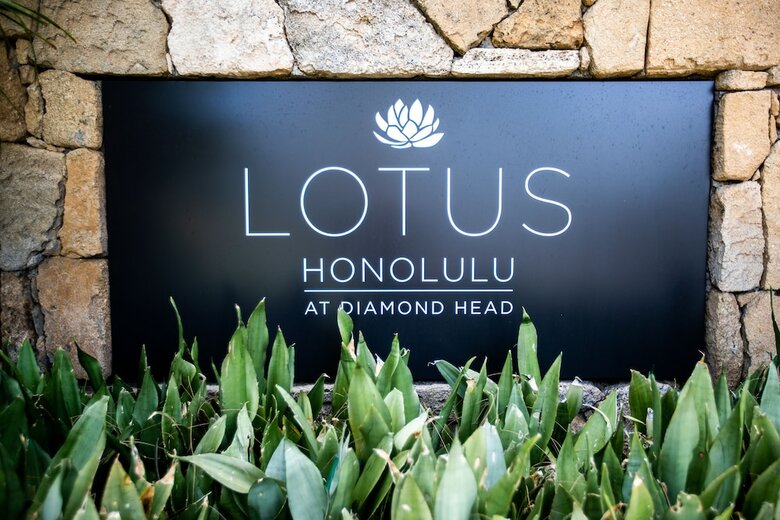 Hotel Lotus Honolulu At Diamond Head