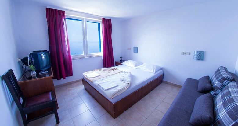 Beach Hotel