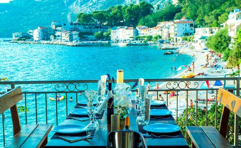 Beach Hotel