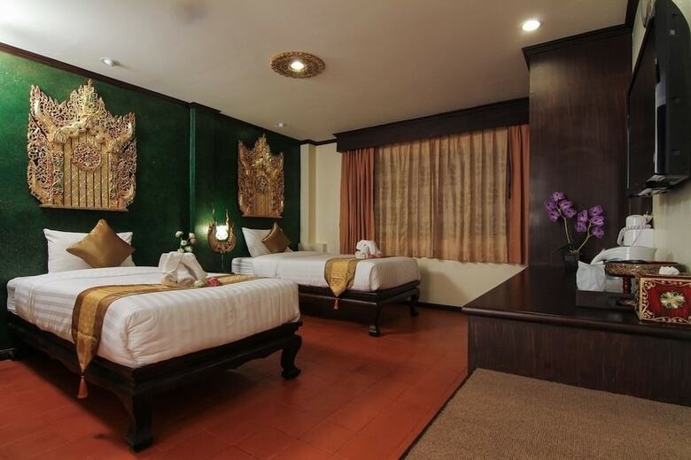 Hotel Pl House