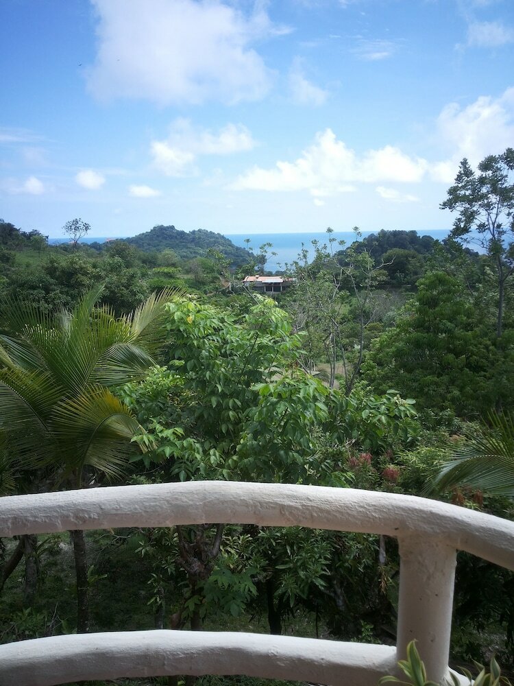 Hotel La Colina
