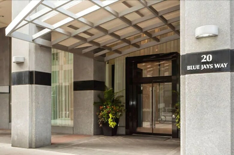 Park Suites Toronto Blue Jay Way (Element)