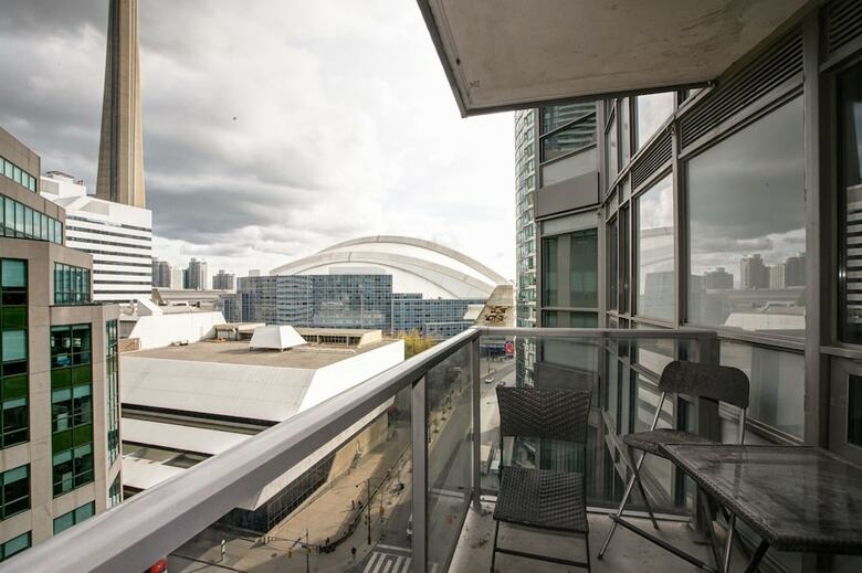 Park Suites Toronto Blue Jay Way (Element)