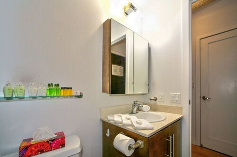 Park Suites Toronto Blue Jay Way (Element)