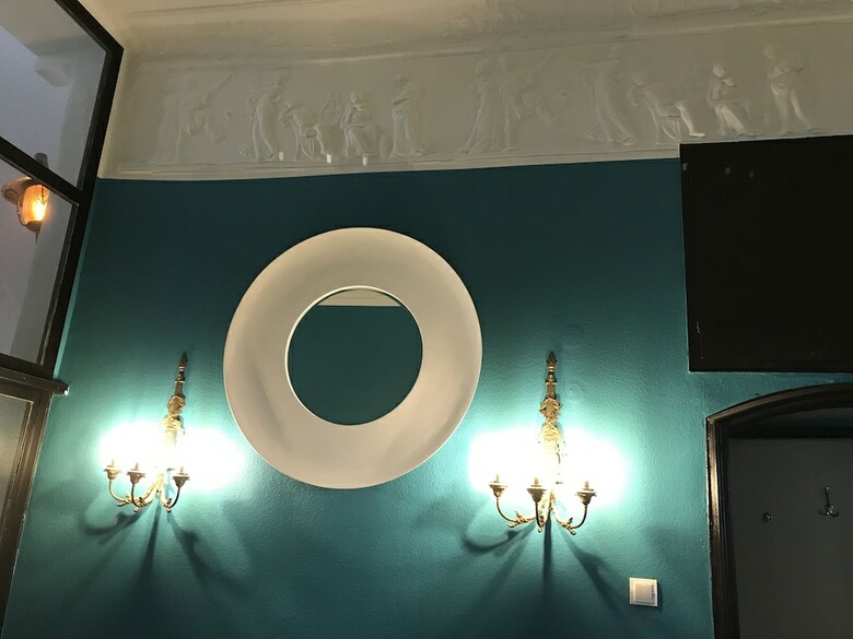 Hotel Mystique