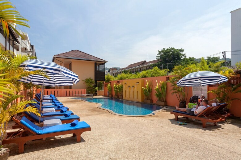 Kata Silver Sand Hotel